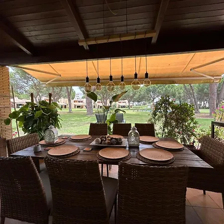 Vilamoura Family-garden Quarteira