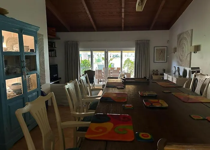 Vilamoura Family-garden Villa
